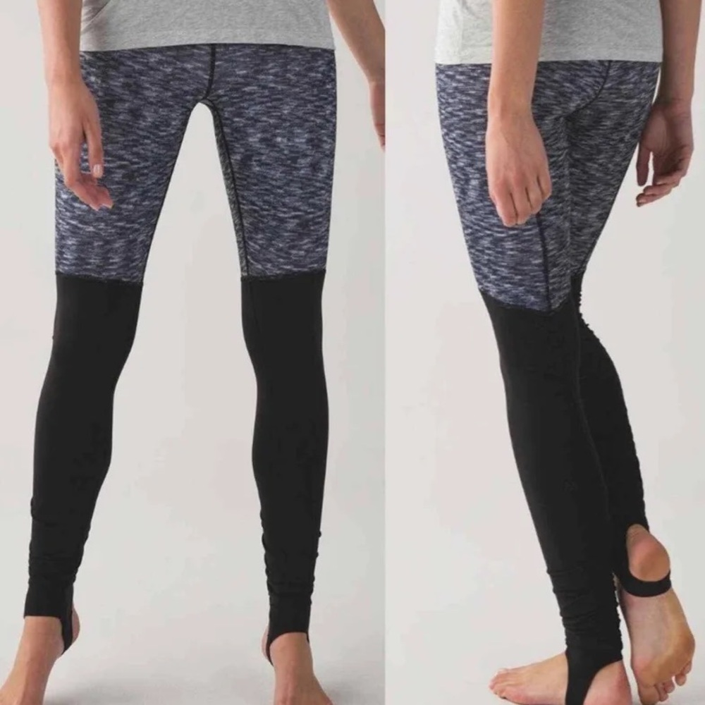 Lululemon Wunder Under Pant Stirrup Dramatic Static white black size 8